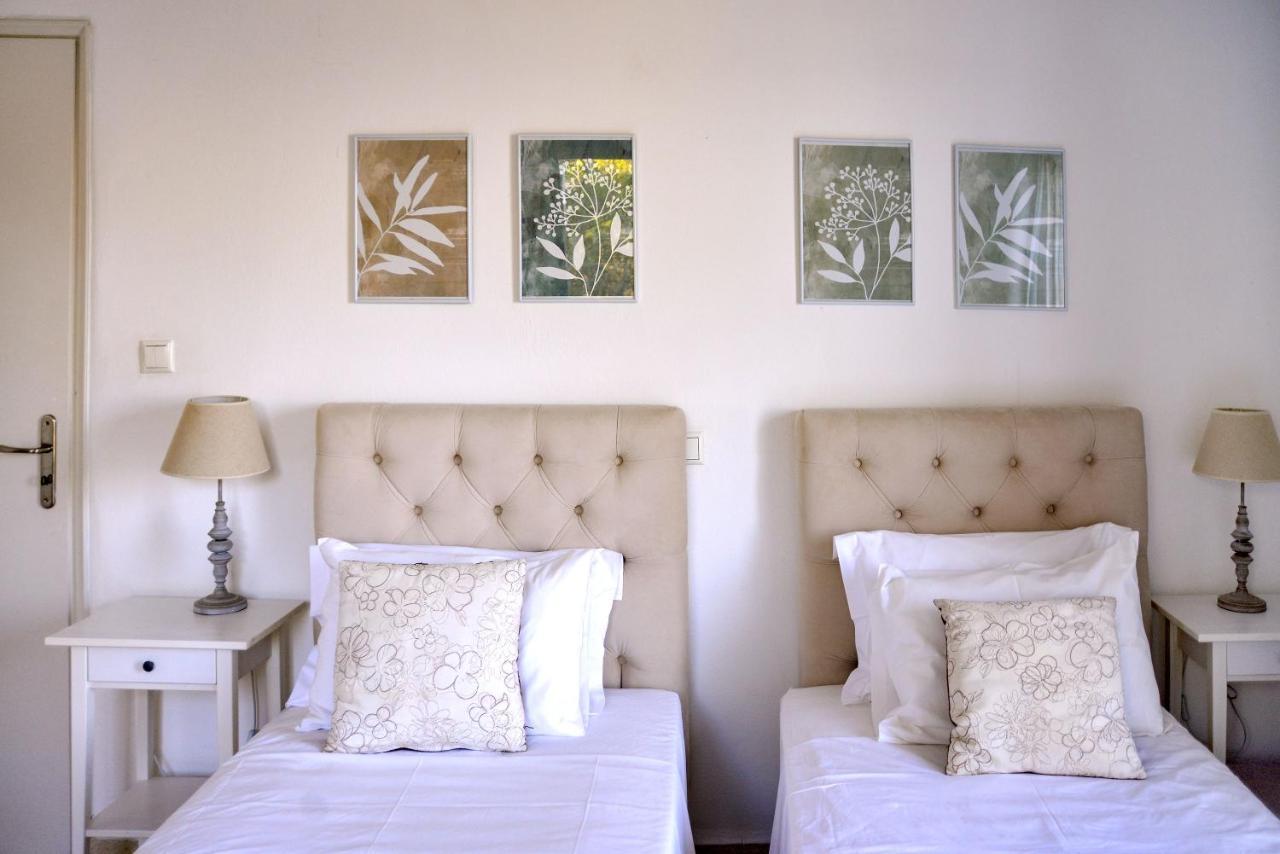 New! Paxoswhite Sea View Apartments & Studios! Gáios Exterior foto