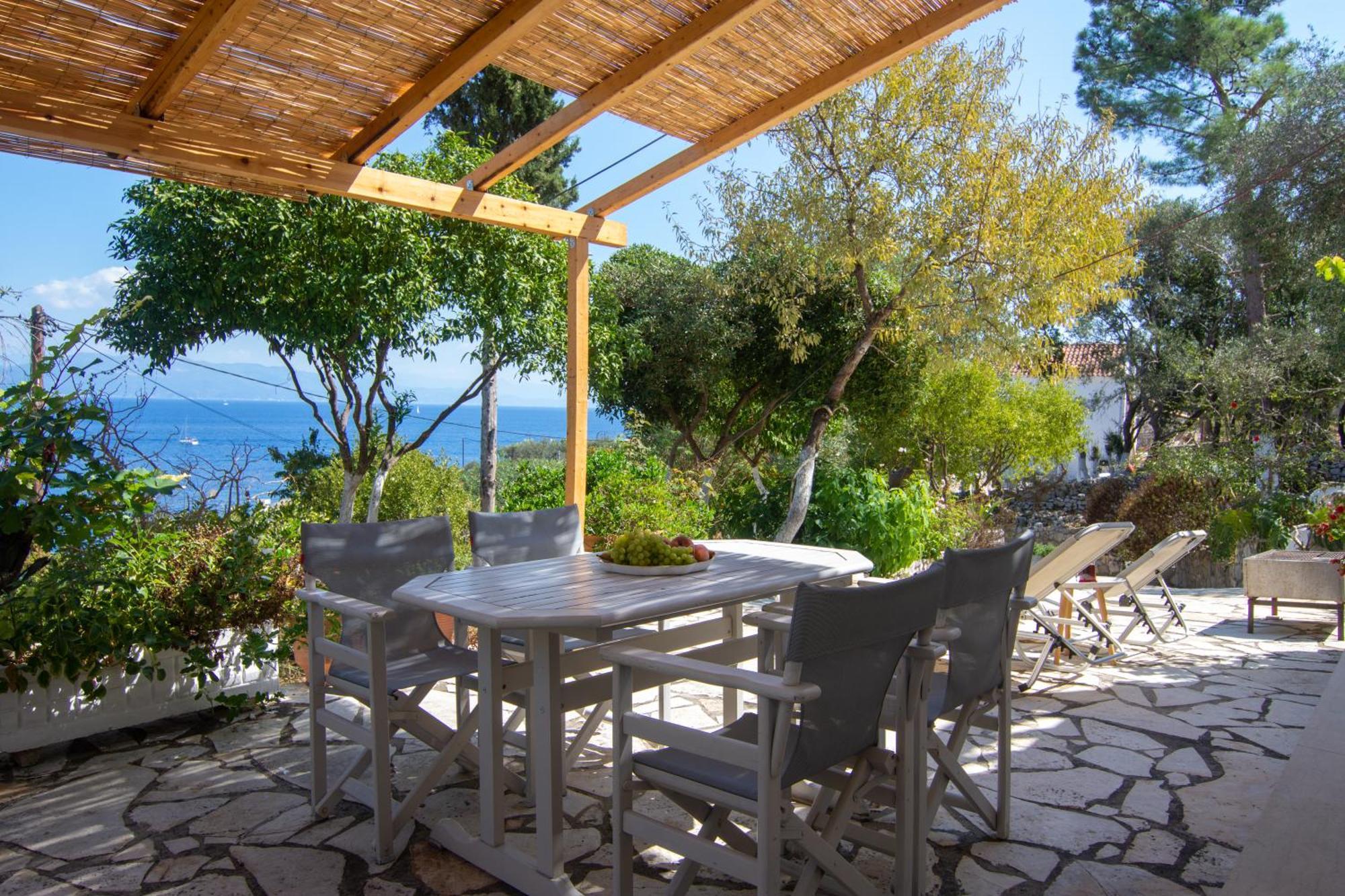 New! Paxoswhite Sea View Apartments & Studios! Gáios Exterior foto